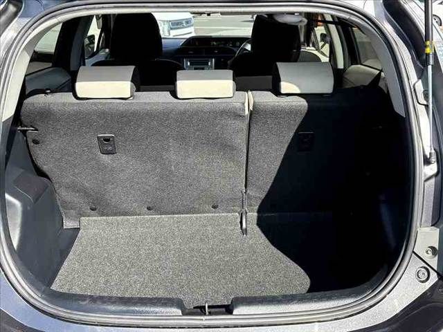 TOYOTA AQUA 2013 Image 31