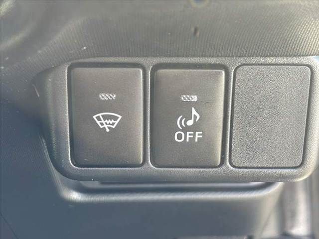 TOYOTA AQUA 2013 Image 31