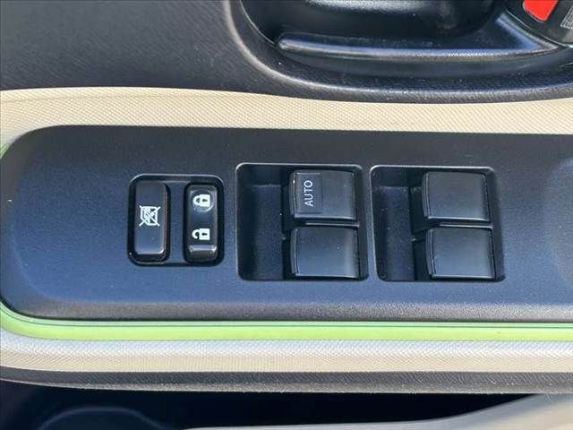 TOYOTA AQUA 2013 Image 31