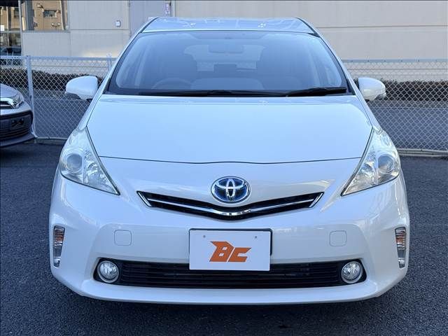 TOYOTA PRIUS ALPHA 2012 Image 31