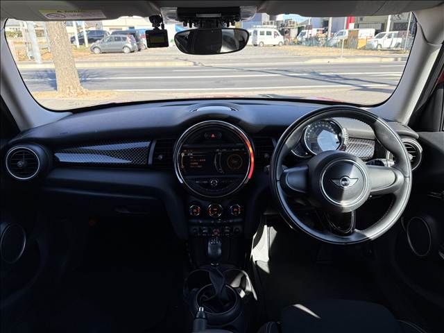 BMW MINI COOPER S 5D 2015 Image 31