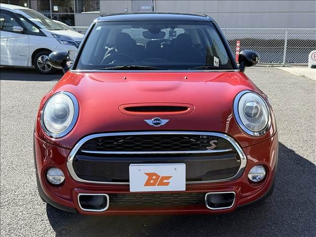 BMW MINI COOPER S 5D 2015 Image 31