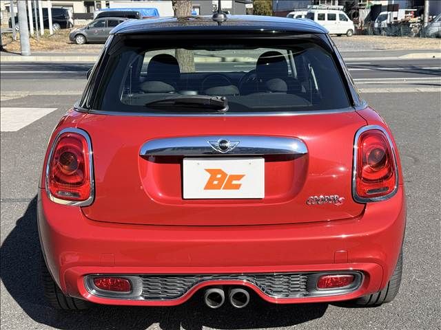 BMW MINI COOPER S 5D 2015 Image 31