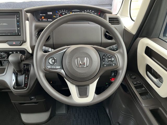 HONDA N BOX 2023 Image 31