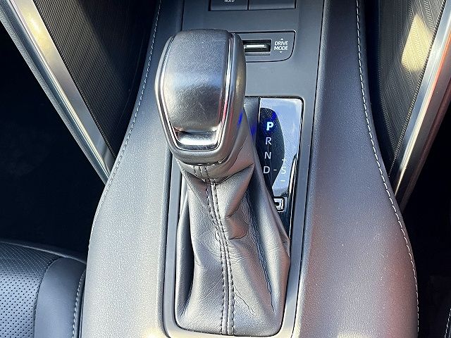 TOYOTA HARRIER HYBRID 2023 Image 31