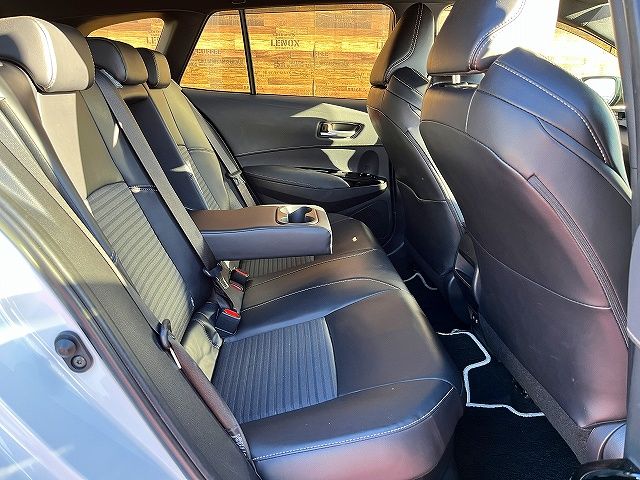 TOYOTA COROLLA TOURING HYBR 2023 Image 31