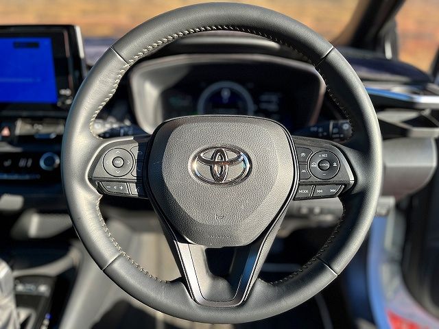 TOYOTA COROLLA TOURING HYBR 2023 Image 31