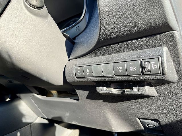 TOYOTA COROLLA TOURING HYBR 2023 Image 31