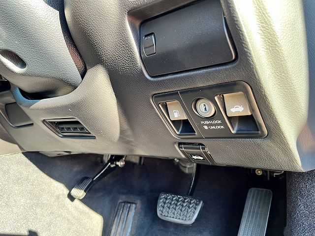 TOYOTA CELSIOR 2002 Image 31