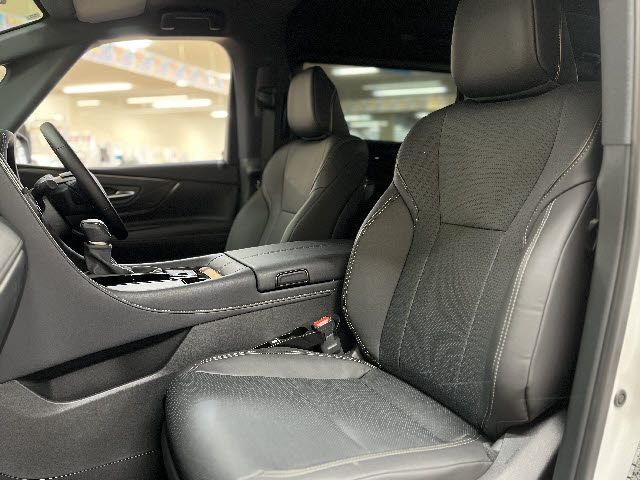 TOYOTA ALPHARD HYBRID 2025 Image 31