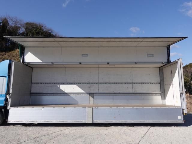 ISUZU GIGA 2017 Image 31