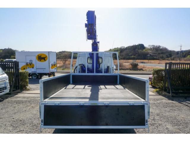 HINO DUTRO 2018 Image 31