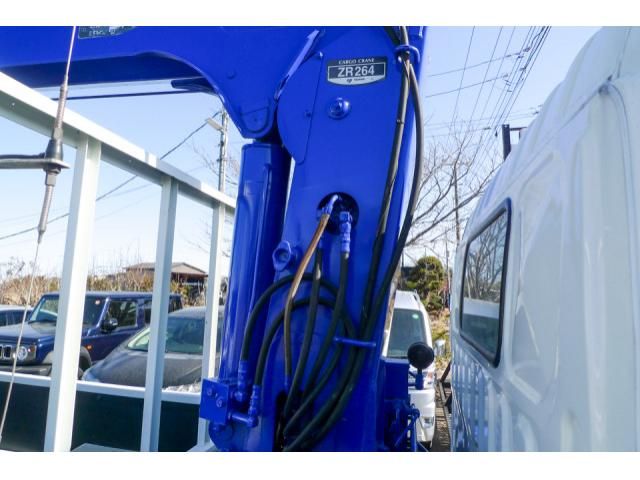 HINO DUTRO 2018 Image 31