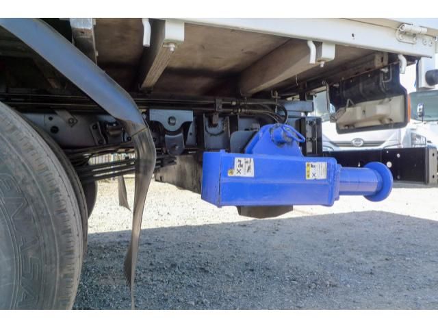 HINO DUTRO 2018 Image 31