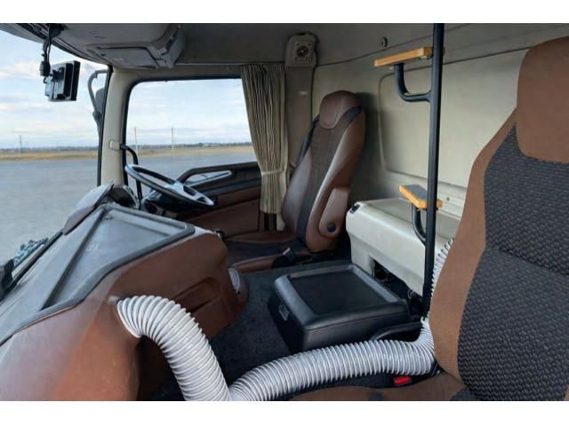 HINO PROFIA 2019 Image 31