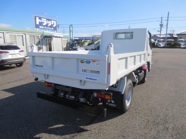 MITSUBISHI CANTER 2025 Image 31