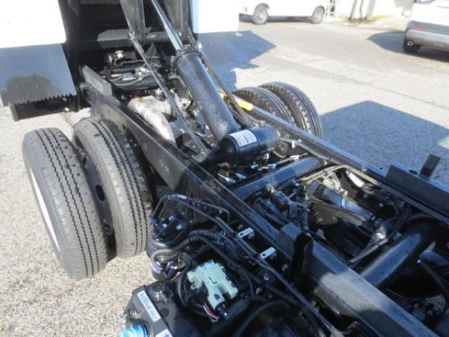 MITSUBISHI CANTER 2025 Image 31