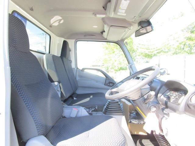 HINO DUTRO 2024 Image 31