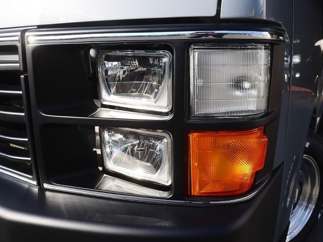 TOYOTA HIACE WAGON 2023 Image 31