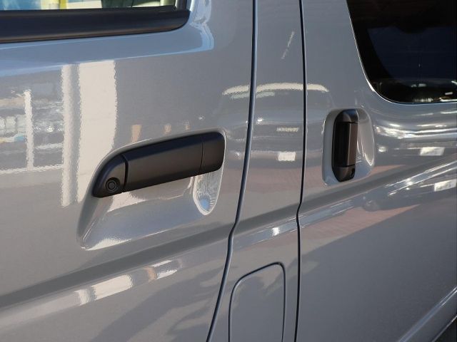 TOYOTA HIACE WAGON 2023 Image 31