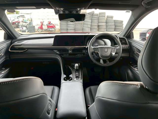 TOYOTA CROWN ESTATE 2025 Image 31