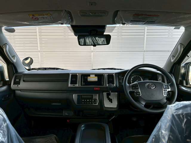 TOYOTA HIACE VAN 4WD 2025 Image 31