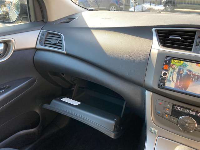 NISSAN SYLPHY 2013 Image 31