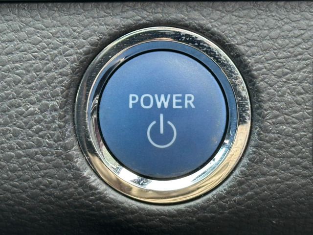 TOYOTA HARRIER HYBRID 2014 Image 31