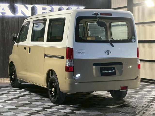 TOYOTA LITEACE VAN 2WD 2015 Image 31