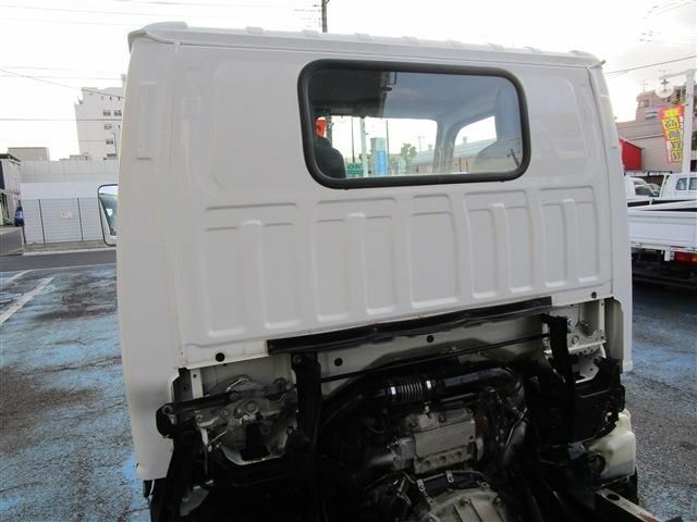ISUZU  2015 Image 31