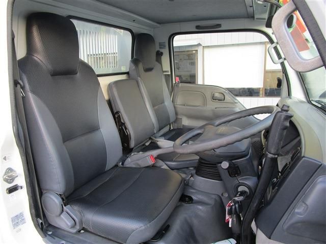 ISUZU  2015 Image 31