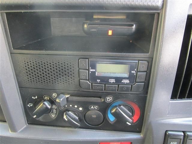 ISUZU  2015 Image 31