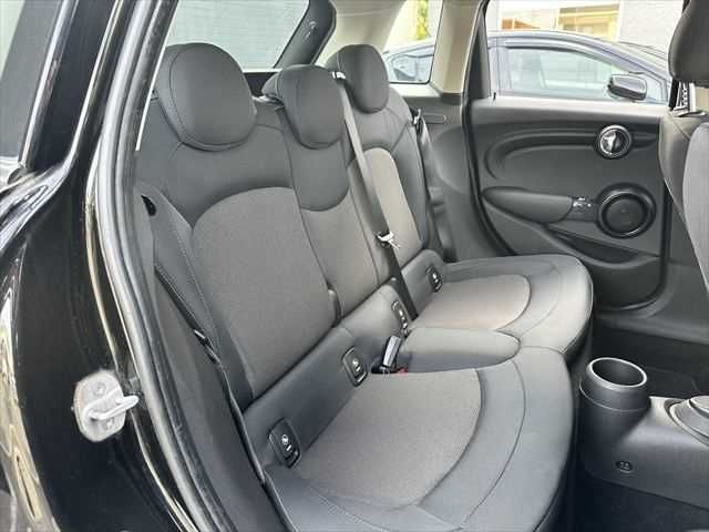 BMW MINI COOPER 5DOO 2015 Image 31