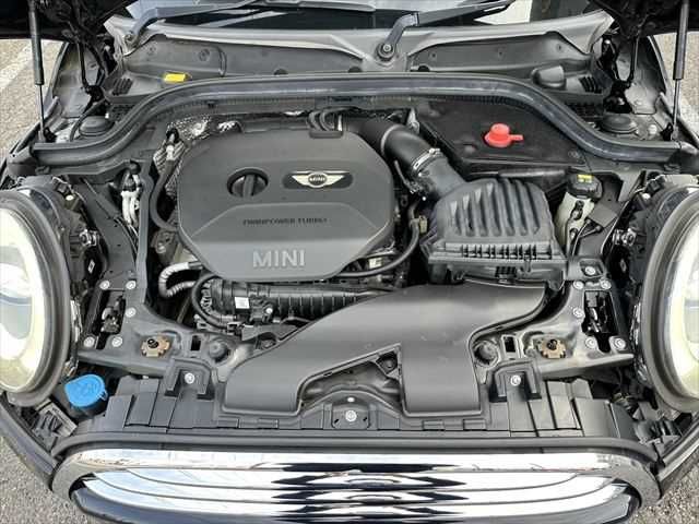 BMW MINI COOPER 5DOO 2015 Image 31