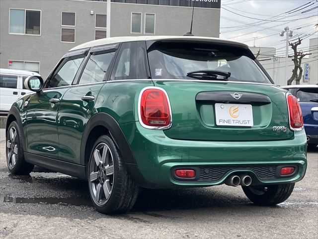 BMW MINI COOPER S 5DOOR 2019 Image 31