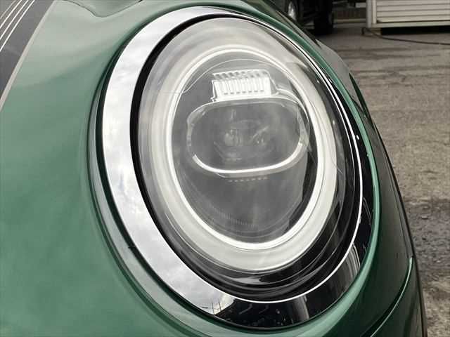 BMW MINI COOPER S 5DOOR 2019 Image 31