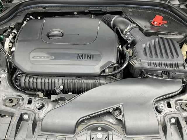 BMW MINI COOPER S 5DOOR 2019 Image 31