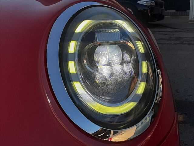 BMW MINI COOPER D 5DOOR 2019 Image 31