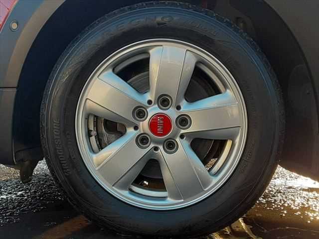 BMW MINI COOPER D 5DOOR 2019 Image 31