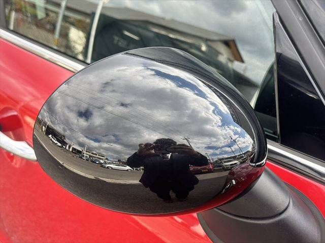 BMW MINI COOPER S E 2017 Image 31