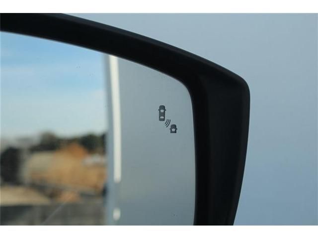 NISSAN LEAF 2020 Image 31