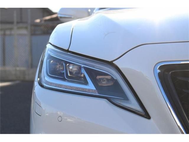 TOYOTA CROWN SEDAN HYBRID 2018 Image 31