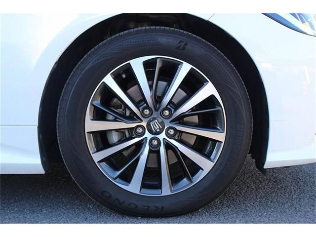 TOYOTA CROWN SEDAN HYBRID 2018 Image 31