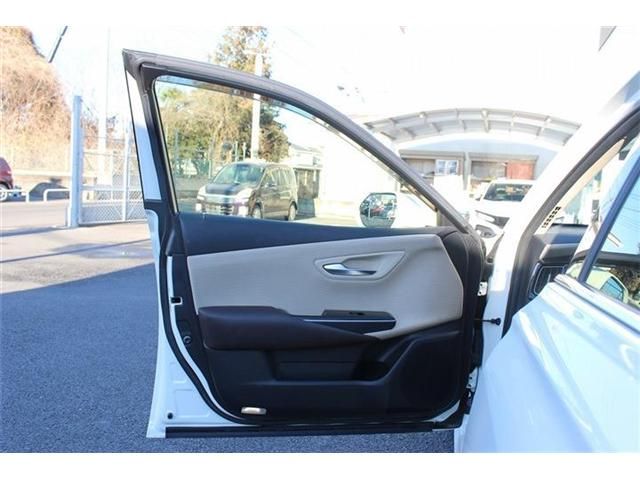 TOYOTA CROWN SEDAN HYBRID 2018 Image 31