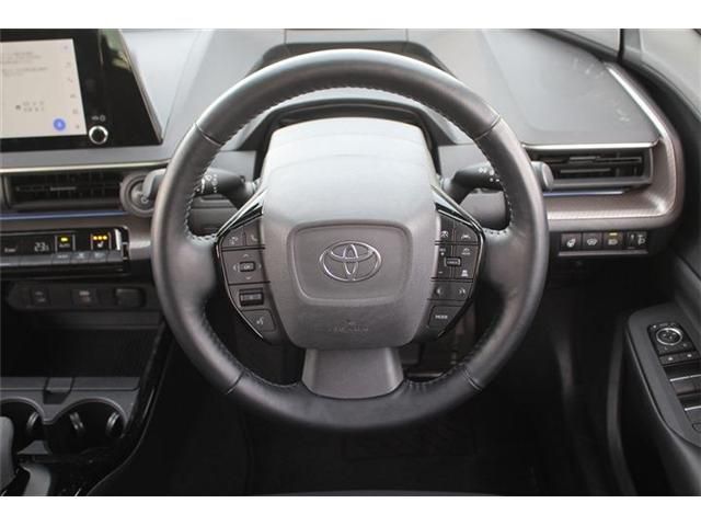 TOYOTA PRIUS 4WD 2023 Image 31