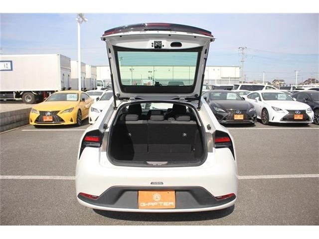 TOYOTA PRIUS 4WD 2023 Image 31