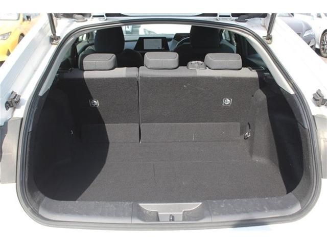 TOYOTA PRIUS 4WD 2023 Image 31