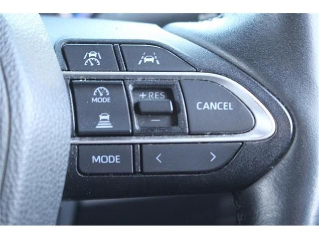 TOYOTA VOXY HYBRID 2022 Image 31