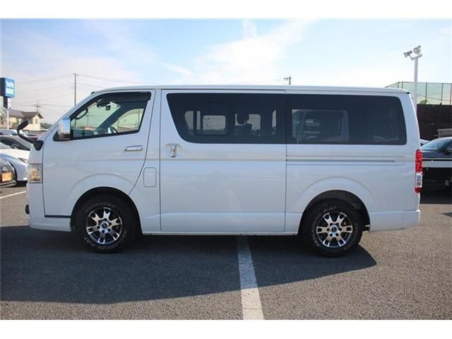 TOYOTA HIACE VAN 2WD 2020 Image 31