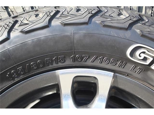 TOYOTA HIACE VAN 2WD 2020 Image 31